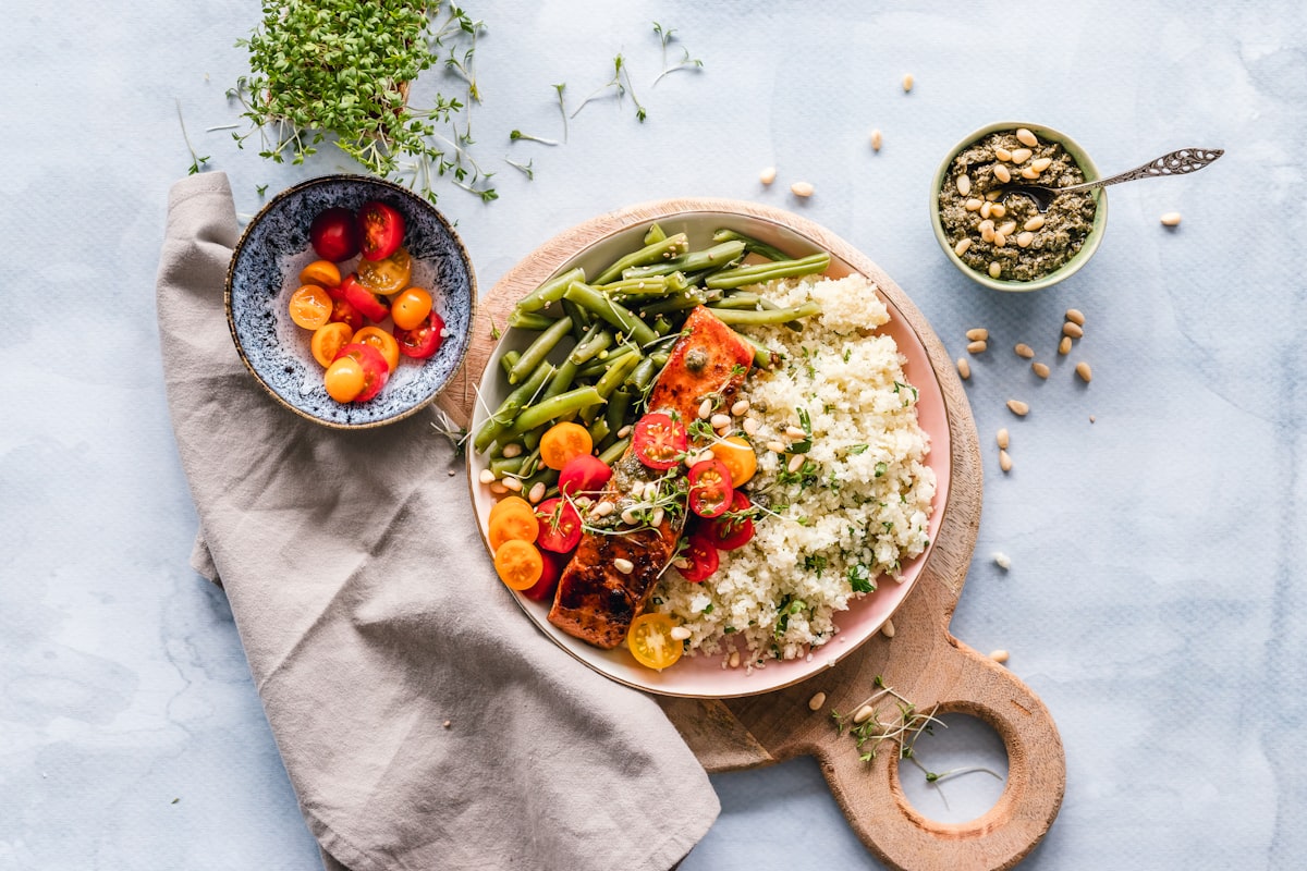 Certified nutrition counselor in consultation